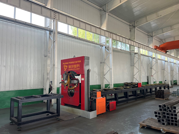 Automatic feeding machine